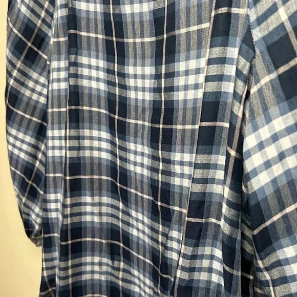 Loft Blue Plaid Top with 3/4 Elastic Sleeves Size Medium - Picture 6 of 7